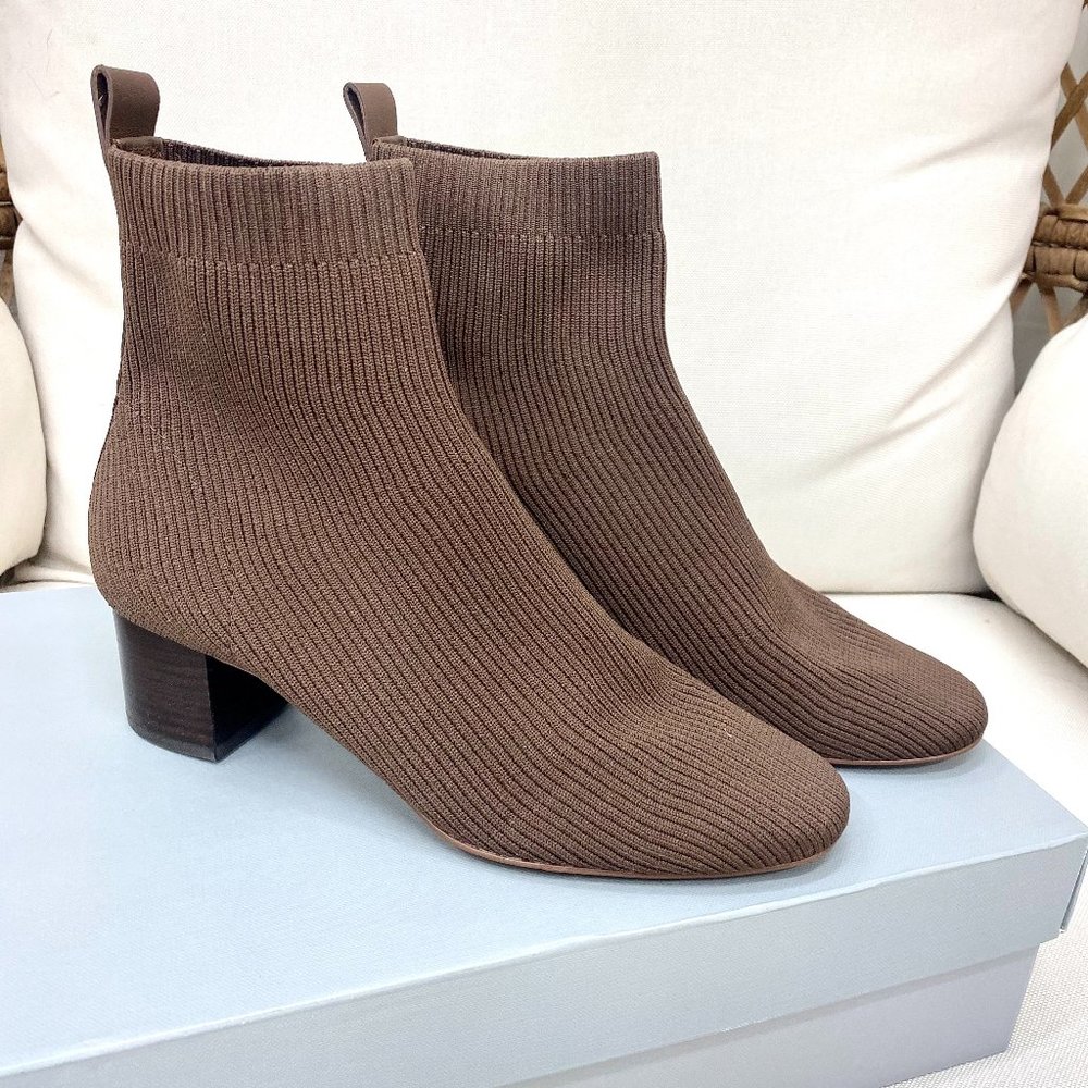 EVERLANE  The Glove Boot  NEW! size 9.5